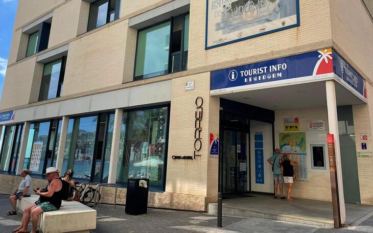 Las oficinas de Turismo de Benidorm renuevan las certificaciones de calidad y sostenibilidad que concede el ICTE
